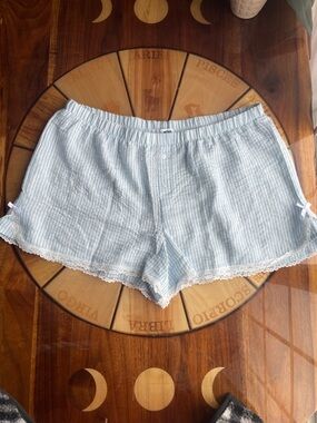Striped sleep shorts